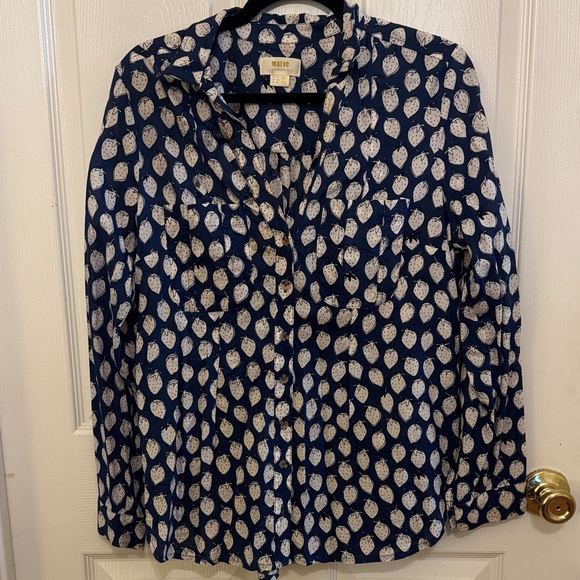 Anthropologie Strawberry Print Top 12 - Picture 1 of 3